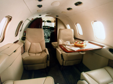 Bombardier learjet 31a inside