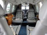Beechcraft king air 90 interior, avion taxi en france