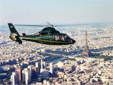 Vol en Hélicoptère Paris. Excursion VIP Tour de Paris en hélicoptère Dolphin : château de Versailles.
