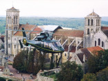 vol-helicoptere-alpes-dauphin-abbaye-de-vezelay